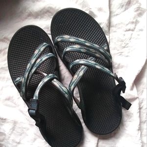 Women's chacos size 8